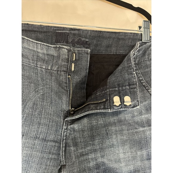 Kut From the Kloth Womens Dark Wash Denim Shorts Size 6 Bermuda Mid Rise EUC L1 - Picture 4 of 6